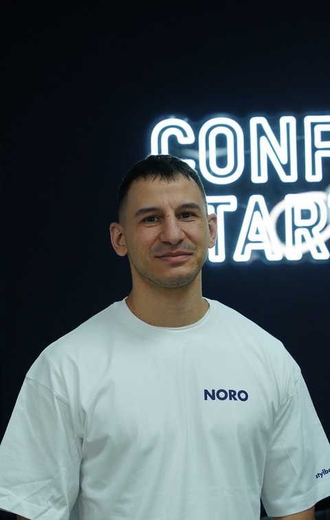 Barber Noro at Barbershop Štýl in Bratislava-Rača